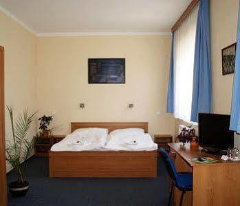 Parkhotel Terezin Exterior foto